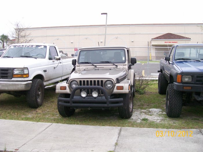 2012-Mar-10HGR4X4_4Wheelparts 004